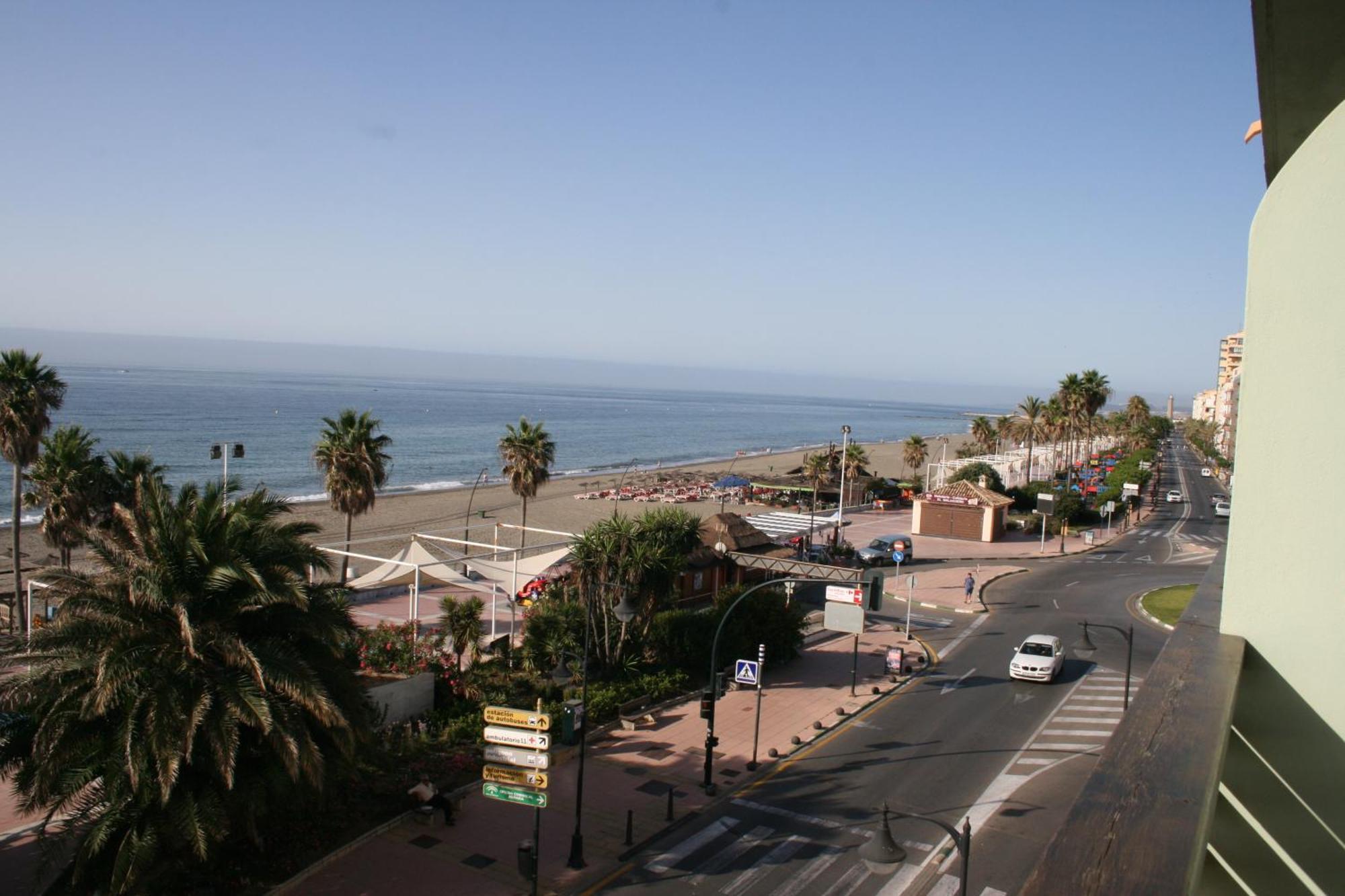 אסטפונה Hotel Buenavista מראה חיצוני תמונה View of Sabinillas